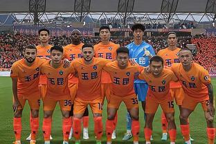 Phóng viên: Nếu đội tuyển quốc gia không thể vào vòng trong, có thể sẽ tạo ra thành tích kém cỏi nhất của đội bóng chinh chiến cúp châu Á
